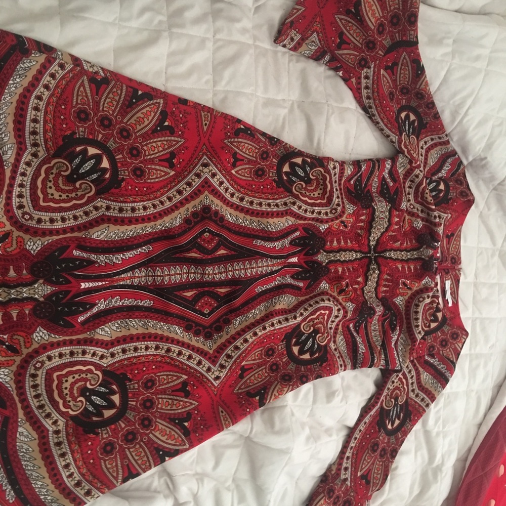 Dress - Picture 2 of 3